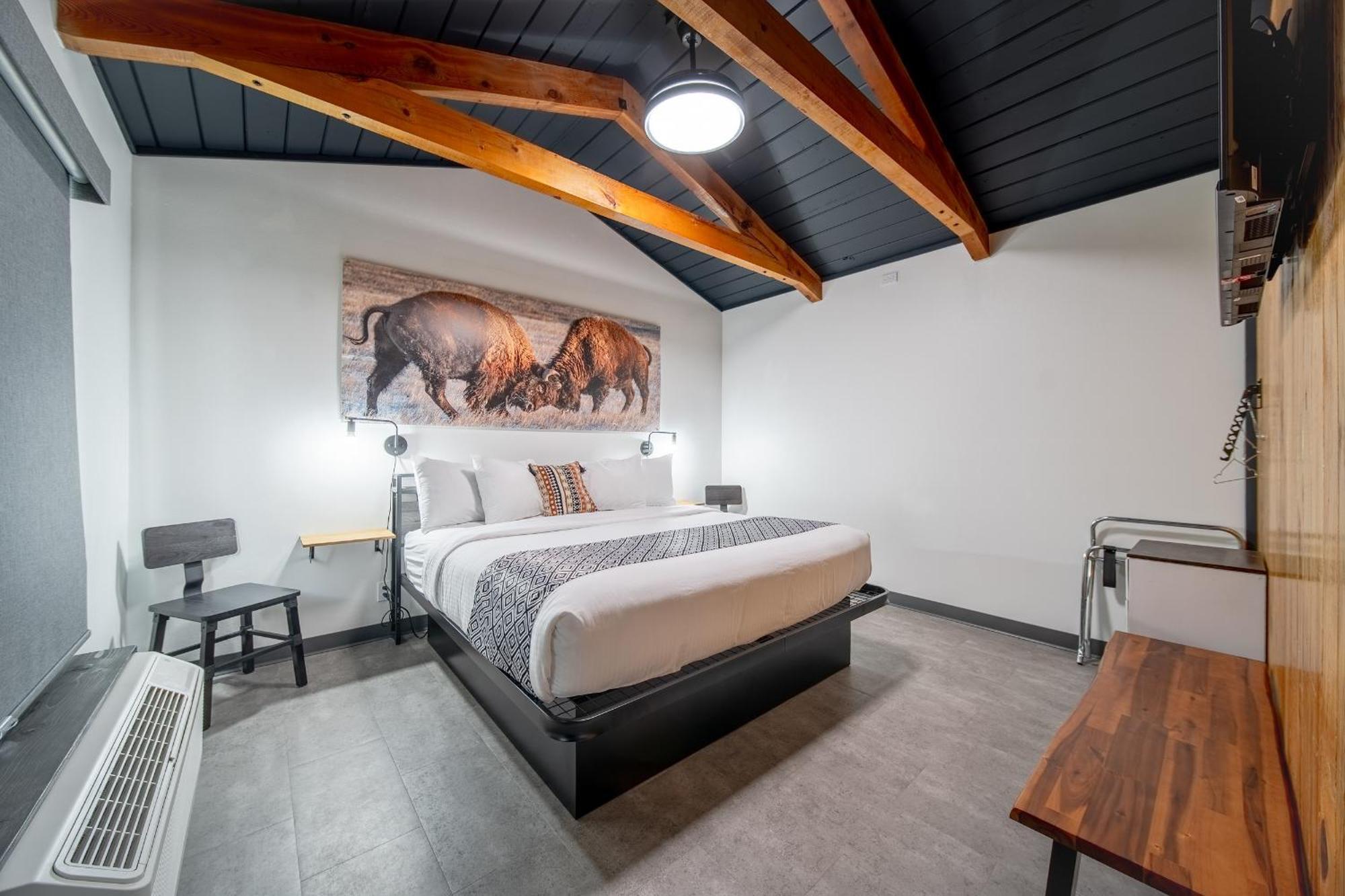 Hansen Inn & Cabins Уол Екстериор снимка